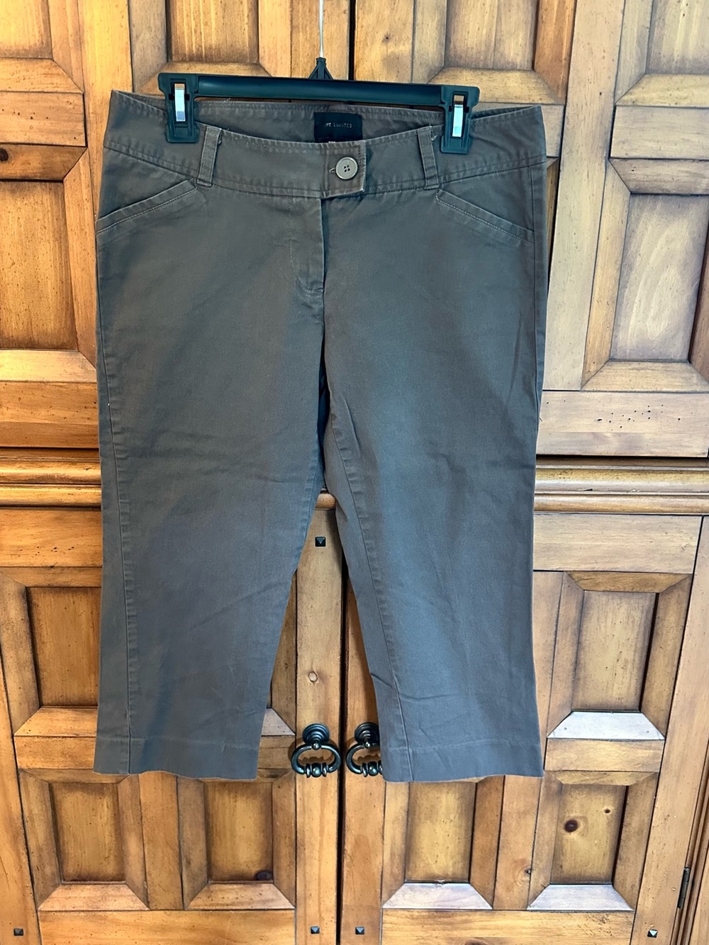 The Limited Drew Fit Brown Stretch Capri Pants